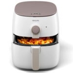 HD9721-21 Philips Air Fryer Premium chicken and chips